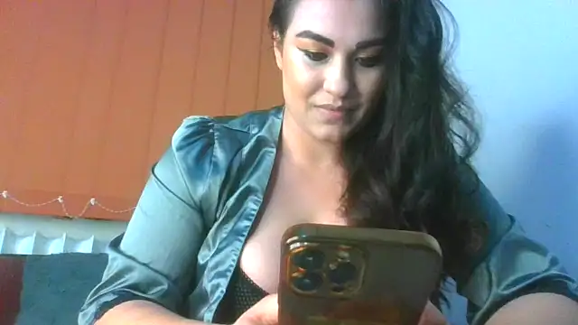 Snapshot of TheTopSecret chatting on November 2025 06:45:02 PM TheTopSecret online show from November 2025 06:45:02 PM