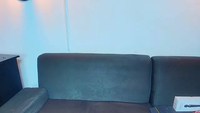 Snapshot of katy_handerson chatting on November 2025 08:43:01 PM katy handerson online show from November 2025 08:43:01 PM