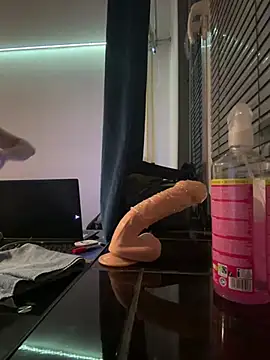 Snapshot of nightfun555 chatting on January 2025 06:06:02 AM nightfun555 online show from January 2025 06:06:02 AM