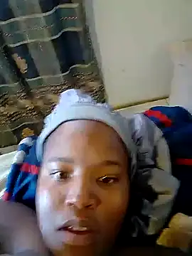 Snapshot of KMbesxxx chatting on January 2025 06:55:02 AM KMbesxxx online show from January 2025 06:55:02 AM