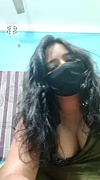 Snapshot of _MilkyBar chatting on February 2025 08:22:01 PM MilkyBar online show from February 2025 08:22:01 PM