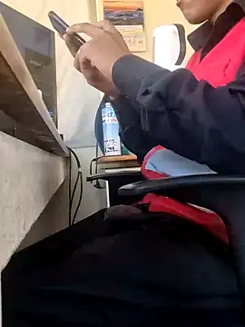 Snapshot of securityhot chatting on January 2025 12:59:02 PM securityhot online show from January 2025 12:59:02 PM