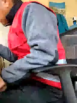 Snapshot of securityhot chatting on January 2025 11:33:01 AM securityhot online show from January 2025 11:33:01 AM