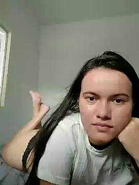 Snapshot of camillebr chatting on January 2025 03:55:01 PM camillebr online show from January 2025 03:55:01 PM