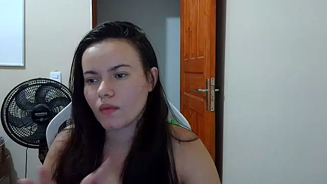 Snapshot of camillebr chatting on February 2025 11:54:02 PM camillebr online show from February 2025 11:54:02 PM