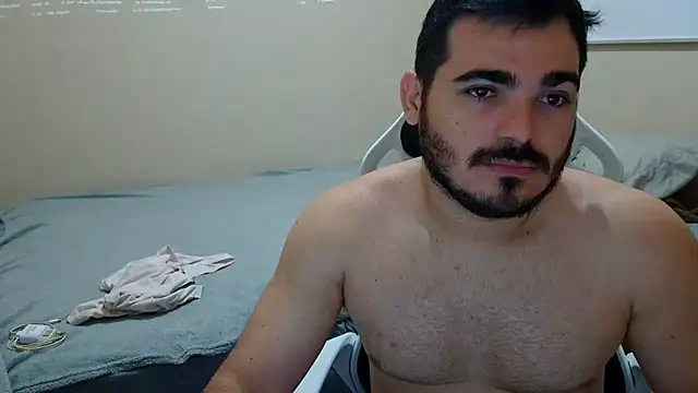 Snapshot of camillebr chatting on March 2025 10:54:02 AM camillebr online show from March 2025 10:54:02 AM