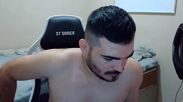 Snapshot of camillebr chatting on March 2025 05:02:02 PM camillebr online show from March 2025 05:02:02 PM