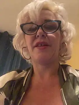 MarylinMoore online show from January 2025 01:49:01 AM