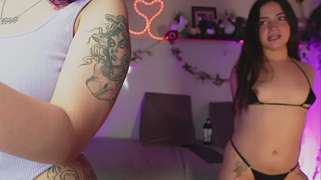 Snapshot of bri_cullen chatting on September 2025 10:59:02 PM bri cullen online show from September 2025 10:59:02 PM