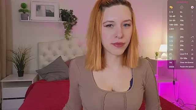 Snapshot of Mikka_Blush chatting on February 2025 09:37:02 PM Mikka Blush online show from February 2025 09:37:02 PM