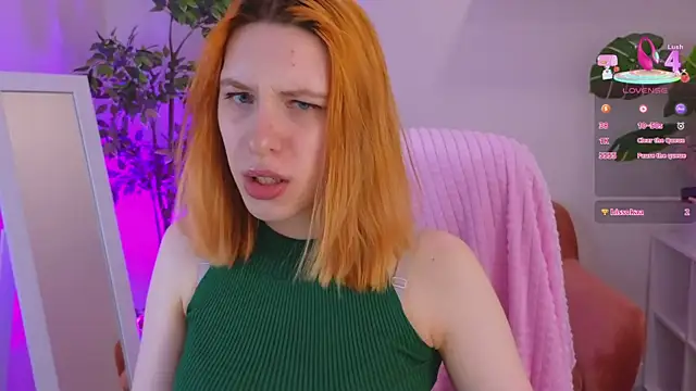 Snapshot of Mikka_Blush chatting on March 2025 07:37:01 AM Mikka Blush online show from March 2025 07:37:01 AM