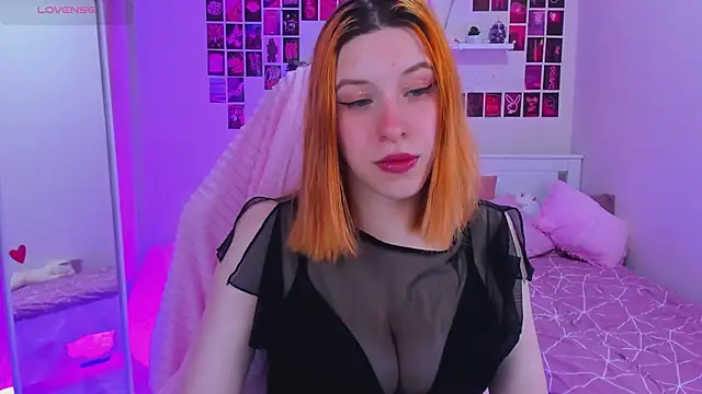 Snapshot of Mikka_Blush chatting on March 2025 09:58:01 PM Mikka Blush online show from March 2025 09:58:01 PM