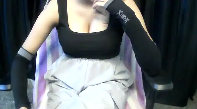 hot-niti online show from February 2025 11:03:01 PM