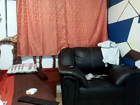 Snapshot of chispahot69_ chatting on November 2025 07:08:02 AM chispahot69 online show from November 2025 07:08:02 AM