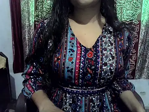 Snapshot of SIYA_MAVI chatting on November 2025 04:01:01 AM SIYA MAVI online show from November 2025 04:01:01 AM