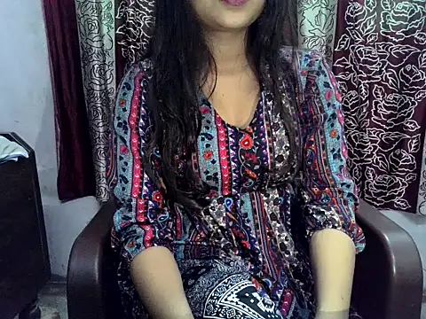 Snapshot of SIYA_MAVI chatting on December 2025 04:18:02 AM SIYA MAVI online show from December 2025 04:18:02 AM