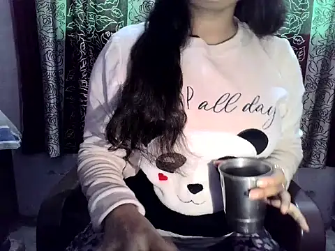 SIYA MAVI online show from February 2026 04:38:01 AM