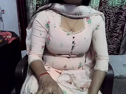 SIYA MAVI online show from March 2026 04:02:02 AM