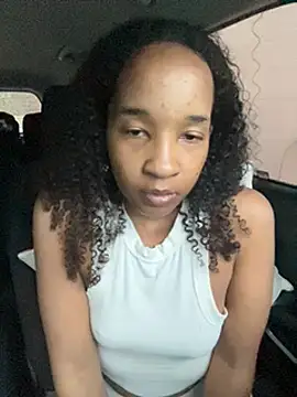 Snapshot of lunalustycumslut chatting on February 2025 11:06:02 PM lunalustycumslut online show from February 2025 11:06:02 PM