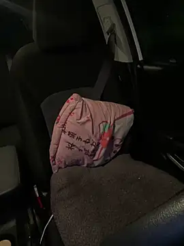 Snapshot of lunalustycumslut chatting on February 2025 03:35:02 AM lunalustycumslut online show from February 2025 03:35:02 AM