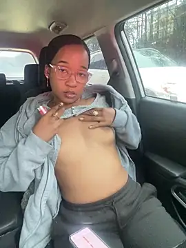 Snapshot of lunalustycumslut chatting on February 2025 10:15:01 PM lunalustycumslut online show from February 2025 10:15:01 PM