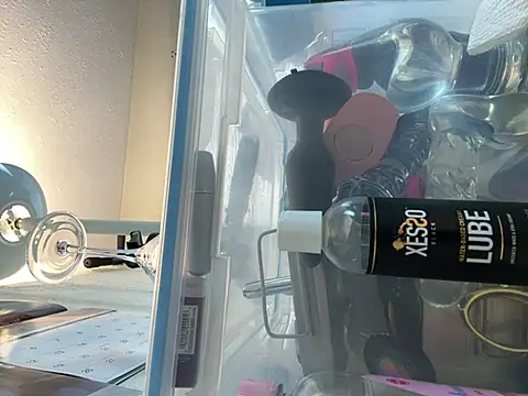 Snapshot of lunalustycumslut chatting on February 2025 07:38:02 PM lunalustycumslut online show from February 2025 07:38:02 PM