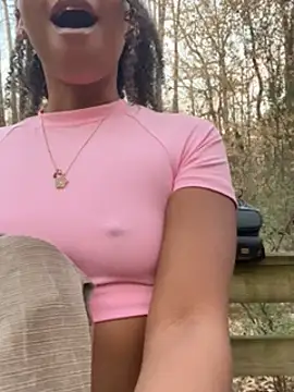 Snapshot of lunalustycumslut chatting on March 2025 11:57:02 PM lunalustycumslut online show from March 2025 11:57:02 PM