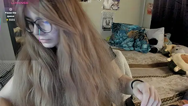 Snapshot of alexiamaleax chatting on April 2026 02:11:02 AM alexiamaleax online show from April 2026 02:11:02 AM