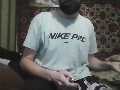 Snapshot of AlferezzSolvajo chatting on September 2025 12:49:02 PM AlferezzSolvajo online show from September 2025 12:49:02 PM