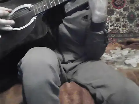 Snapshot of AlferezzSolvajo chatting on November 2025 02:19:01 PM AlferezzSolvajo online show from November 2025 02:19:01 PM