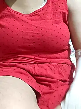 Snapshot of mallupriyapriya chatting on March 2025 05:29:02 AM mallupriyapriya online show from March 2025 05:29:02 AM