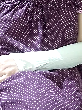 Snapshot of mallupriyapriya chatting on March 2025 05:16:02 PM mallupriyapriya online show from March 2025 05:16:02 PM