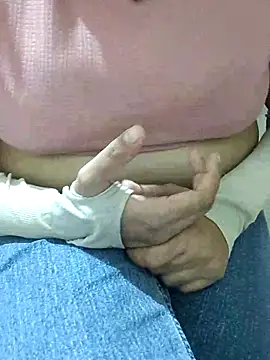 Snapshot of mallupriyapriya chatting on March 2025 09:48:02 AM mallupriyapriya online show from March 2025 09:48:02 AM