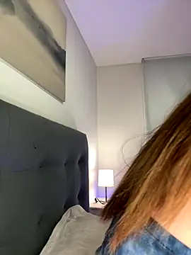 Maddy Jones online show from October 2025 12:44:02 AM