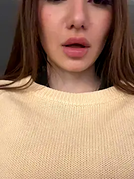 Maddy Jones online show from October 2025 02:15:01 AM