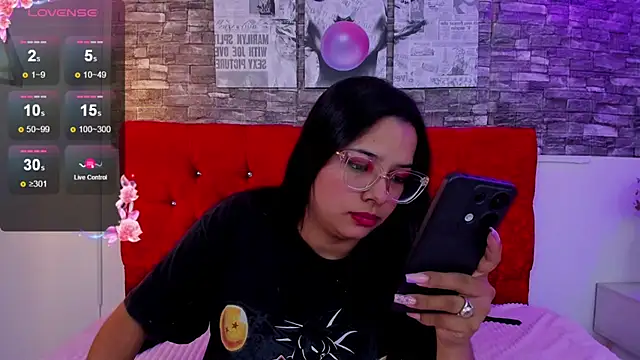 Snapshot of Emily_sc chatting on January 2025 04:41:01 PM Emily sc online show from January 2025 04:41:01 PM