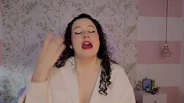 Charlotte  Miller online show from March 2026 01:06:02 PM