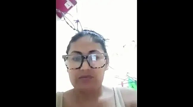 Snapshot of acuarela chatting on January 2025 11:52:02 PM acuarela online show from January 2025 11:52:02 PM