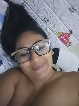 Snapshot of acuarela chatting on January 2025 04:02:01 AM acuarela online show from January 2025 04:02:01 AM