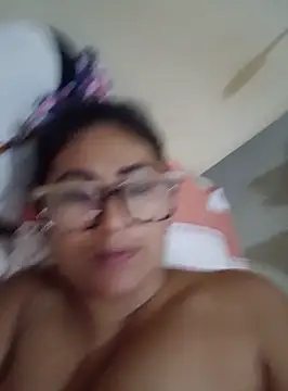 Snapshot of acuarela chatting on February 2025 05:51:02 AM acuarela online show from February 2025 05:51:02 AM