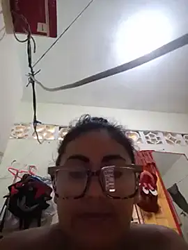 Snapshot of acuarela chatting on February 2025 05:15:01 PM acuarela online show from February 2025 05:15:01 PM