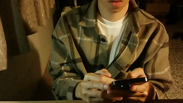 Snapshot of KYU890428 chatting on March 2026 09:20:01 PM KYU890428 online show from March 2026 09:20:01 PM