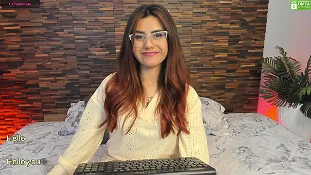 Snapshot of iriis_rosse chatting on January 2025 11:45:01 PM iriis rosse online show from January 2025 11:45:01 PM