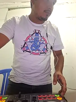 ikkyh2rj online show from January 2025 12:38:02 AM