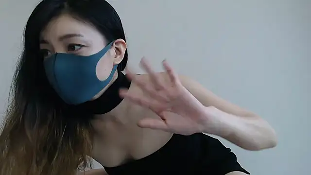 Mary-JP online show from March 2025 02:43:01 AM