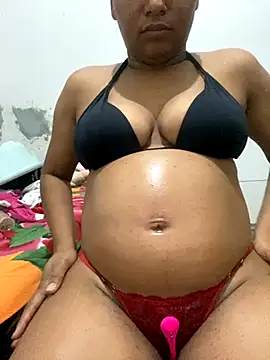 Snapshot of Mariaapimentinha chatting on September 2025 12:14:01 AM Mariaapimentinha online show from September 2025 12:14:01 AM