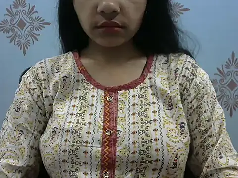 Snapshot of Misha_Sweett chatting on March 2025 04:04:01 PM Misha Sweett online show from March 2025 04:04:01 PM