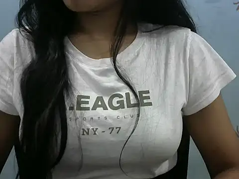 Snapshot of Misha_Sweett chatting on March 2026 04:04:01 PM Misha Sweett online show from March 2026 04:04:01 PM