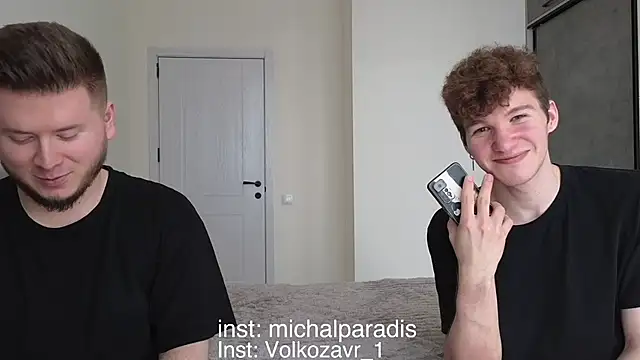 Snapshot of michael_sexdevil chatting on April 2026 01:24:01 PM michael sexdevil online show from April 2026 01:24:01 PM