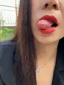 Snapshot of SSSniang- chatting on April 2026 11:29:02 PM SSSniang- online show from April 2026 11:29:02 PM